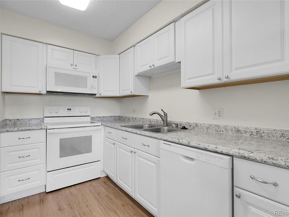 7110 S Gaylord Street M3, Centennial CO 80122