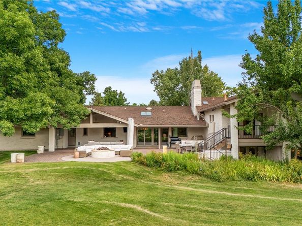 8 Carriage Lane, Cherry Hills Village CO 80121