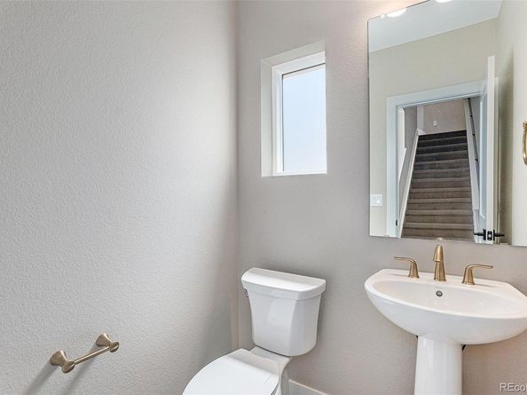 888 S Valentia Street 101, Denver CO 80247