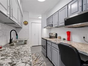 7455 E Quincy Avenue 204, Denver CO 80237