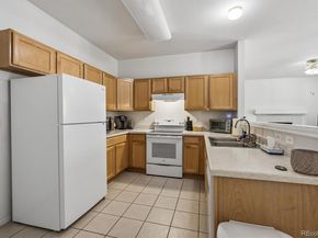 847 S Evanston Circle, Aurora CO 80012