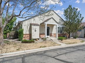 847 S Evanston Circle, Aurora CO 80012