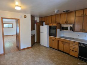 1332 Lincoln Street, Longmont CO 80501