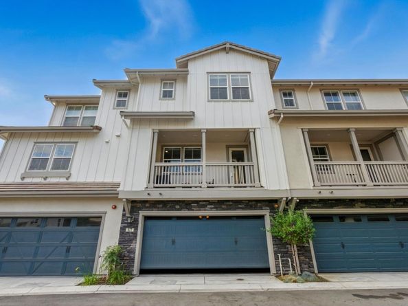 577 Hollow Falls Common, Fremont CA 94539