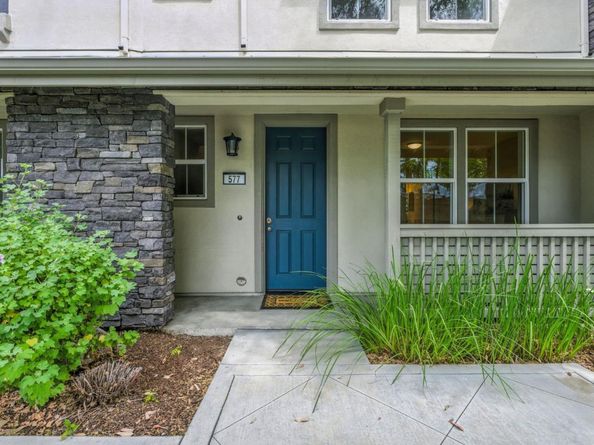 577 Hollow Falls Common, Fremont CA 94539