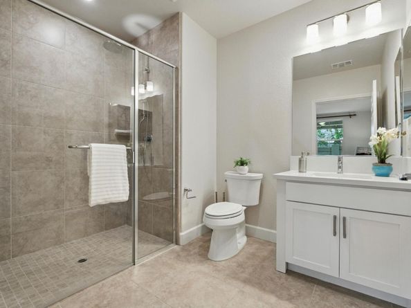 577 Hollow Falls Common, Fremont CA 94539