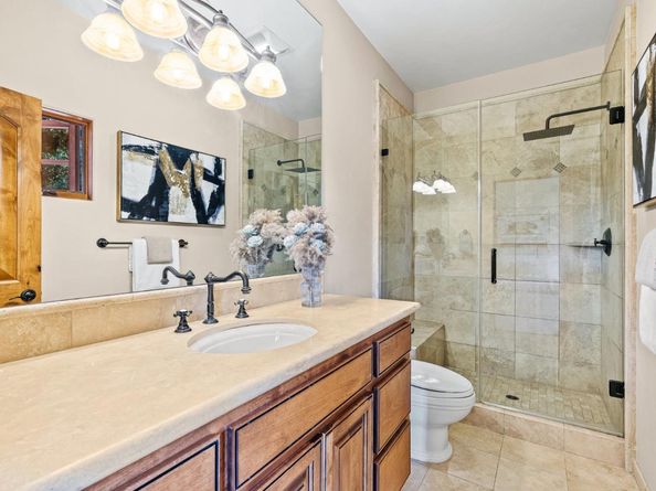 11860 Francemont Drive, Los Altos Hills CA 94022