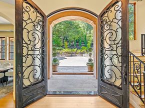 11860 Francemont Drive, Los Altos Hills CA 94022