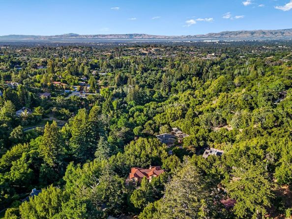 11860 Francemont Drive, Los Altos Hills CA 94022