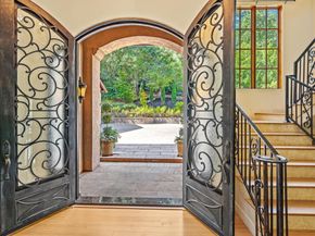 11860 Francemont Drive, Los Altos Hills CA 94022