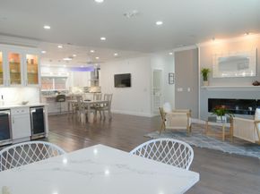 754 Lakehaven Drive, Sunnyvale CA 94089