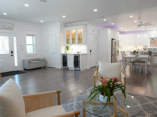 754 Lakehaven Drive, Sunnyvale CA 94089