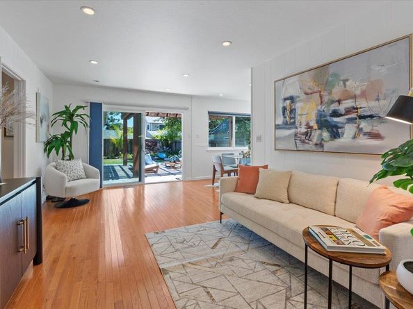 1141 Fairview Avenue, Redwood City CA 94061
