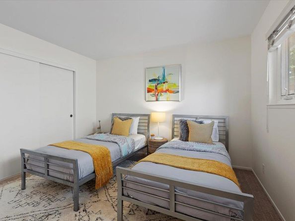 1141 Fairview Avenue, Redwood City CA 94061