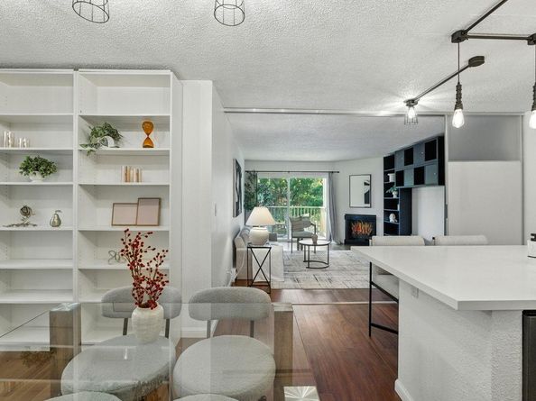 381 Half Moon Lane 213, Daly City CA 94015