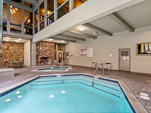 381 Half Moon Lane 213, Daly City CA 94015