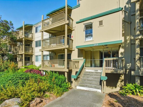 381 Half Moon Lane 213, Daly City CA 94015
