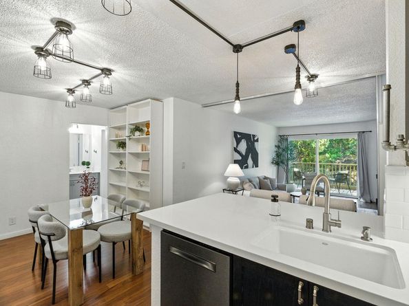381 Half Moon Lane 213, Daly City CA 94015