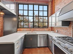 1501 37th Avenue B6, Oakland CA 94601