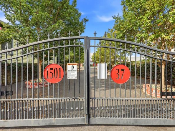 1501 37th Avenue B6, Oakland CA 94601