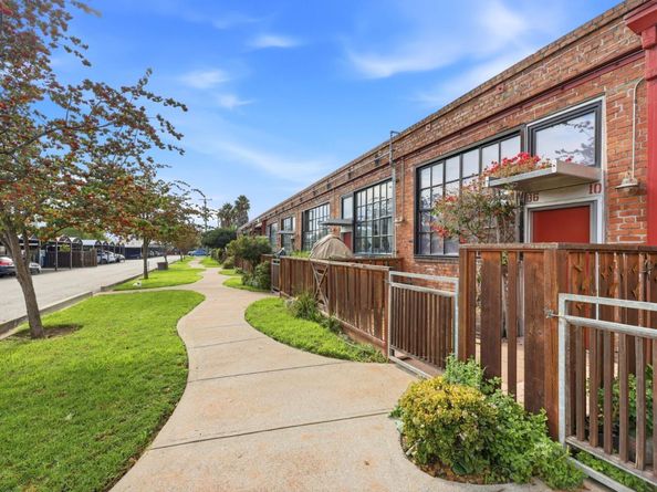 1501 37th Avenue B6, Oakland CA 94601