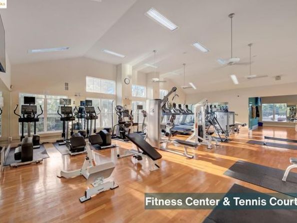 72 Bayside Court, Richmond CA 94804