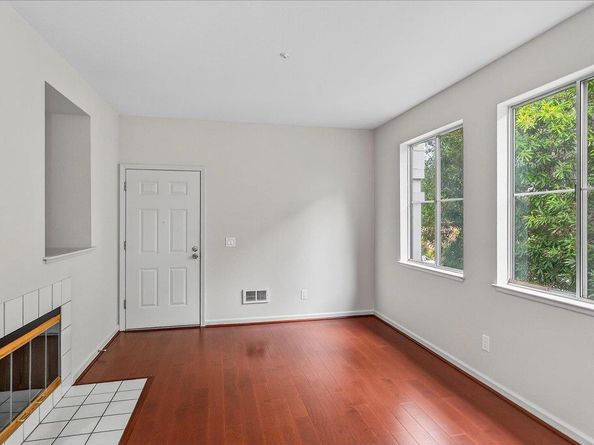 1253 Warren Street, Redwood City CA 94063