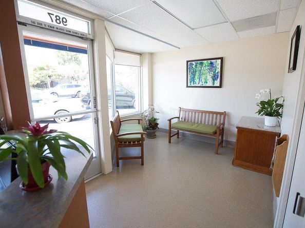 987 Laurel Street, San Carlos CA 94070