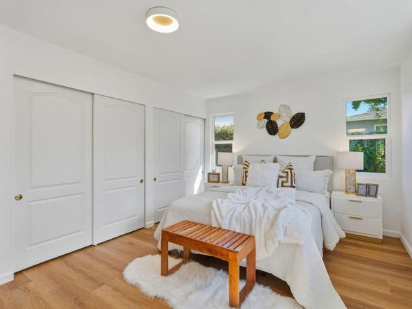 1021-1023 Golf Court, Mountain View CA 94040