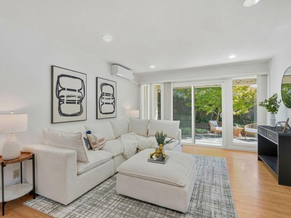 1021-1023 Golf Court, Mountain View CA 94040