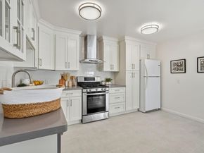 1021-1023 Golf Court, Mountain View CA 94040