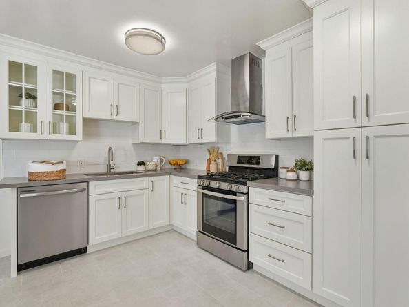 1021-1023 Golf Court, Mountain View CA 94040