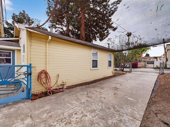 1610 Bulb Avenue, Santa Cruz CA 95062