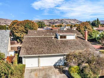 1810 Blackmore Court