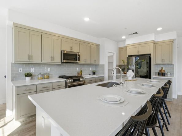 490 Trace Lane, Hayward CA 94544