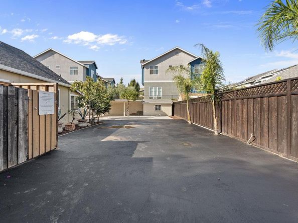 7621 Forest Street, Gilroy CA 95020