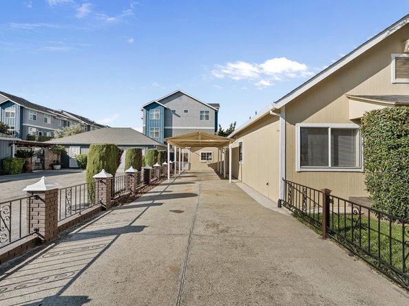 7621 Forest Street, Gilroy CA 95020
