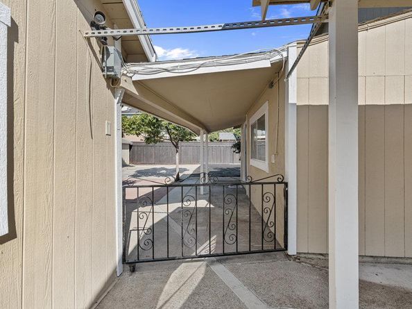 7621 Forest Street, Gilroy CA 95020