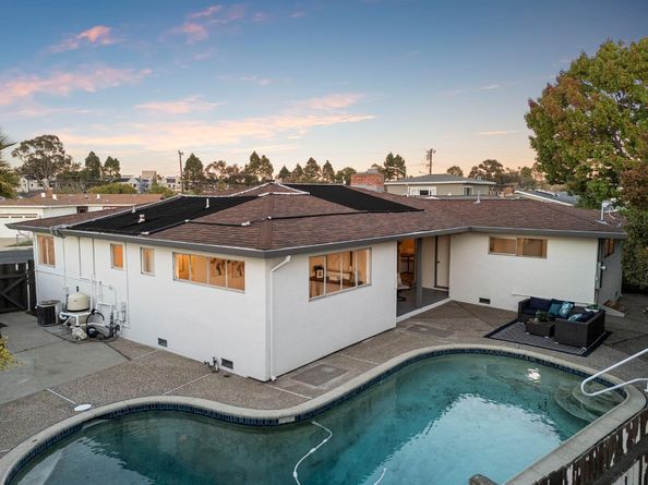 2736 Foster Street, San Mateo CA 94403