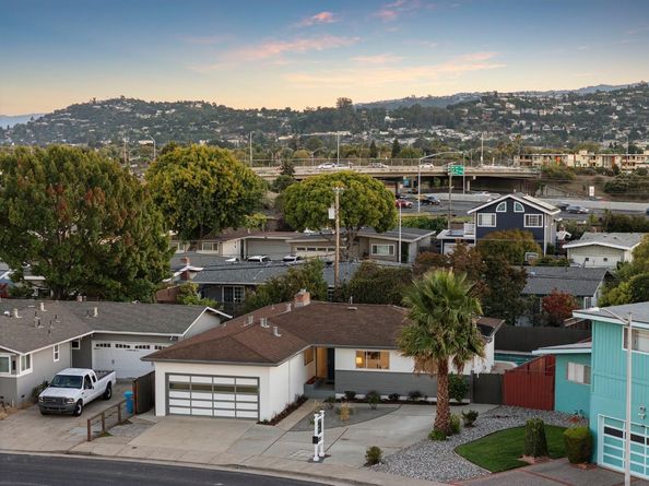 2736 Foster Street, San Mateo CA 94403
