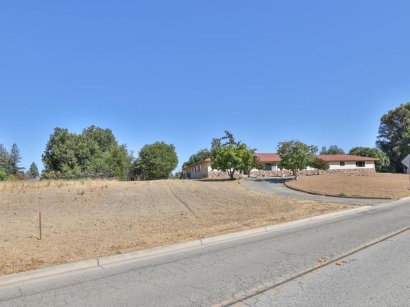 14001 Chester Avenue, Saratoga CA 95070