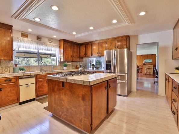14001 Chester Avenue, Saratoga CA 95070