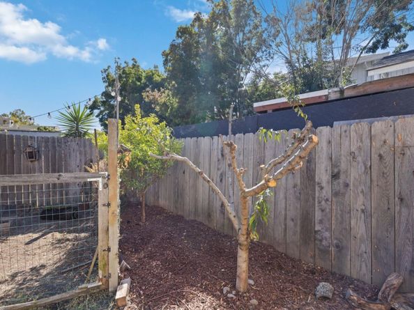 2830 69th Avenue, Oakland CA 94605