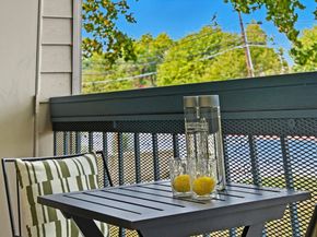 35 W 20th Avenue 113, San Mateo CA 94403