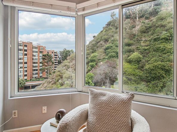 240 Lombard Street 727, San Francisco CA 94111