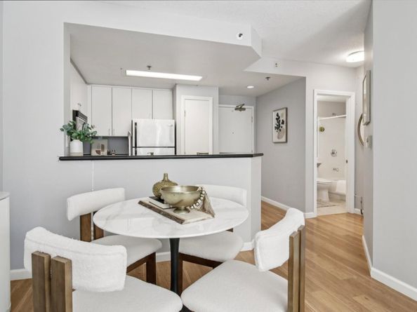 240 Lombard Street 727, San Francisco CA 94111
