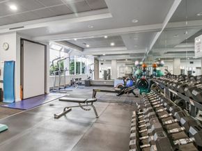 240 Lombard Street 727, San Francisco CA 94111
