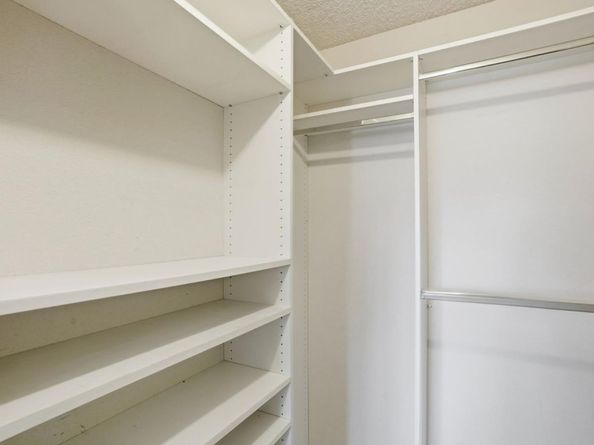 25163 Copa Del Oro Drive 202, Hayward CA 94545