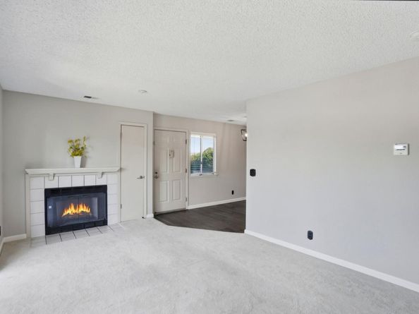 25163 Copa Del Oro Drive 202, Hayward CA 94545