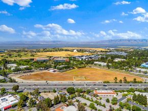 748 Cottage Court, Mountain View CA 94043